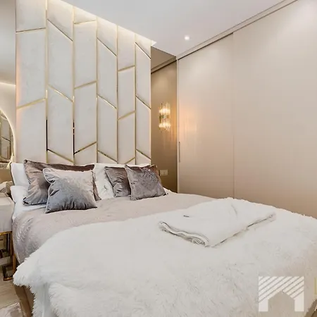 Manu Park Premium Luxury By Lookap