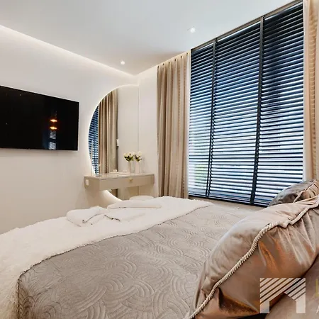 Manu Park Premium Luxury By Lookap Apartament