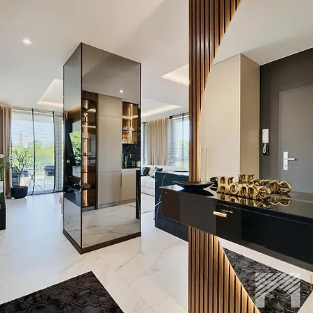 Apartment Manu Park Premium Luxury By Lookap *