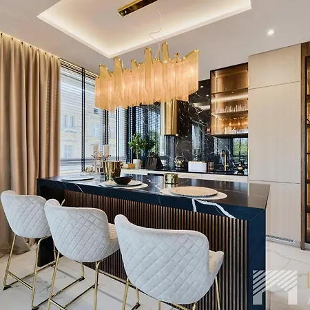 Apartment Manu Park Premium Luxury By Lookap *